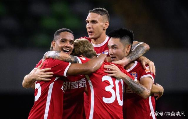 江南体育- 山东男篮内部会议纪要流出：今晚队长鼓劲，葡超使命明确，身体对抗强度拉满