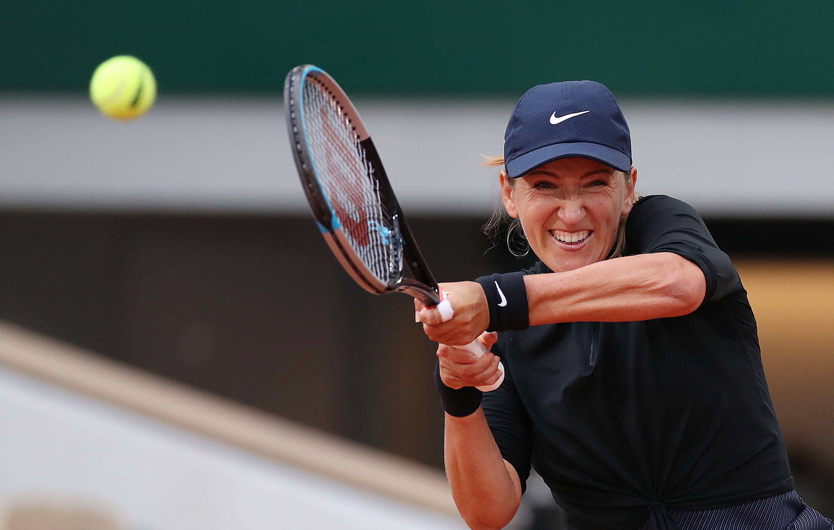 江南体育-阿扎伦卡迎来十二赛季高光表现，热火球迷沸腾！的简单介绍